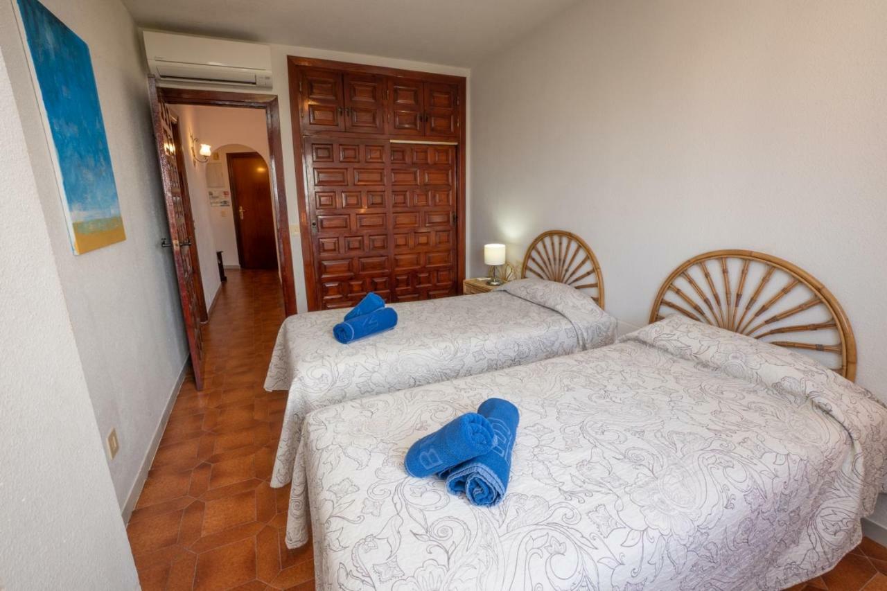 Palmeras 31 Menyber Apartment Nerja Exterior photo
