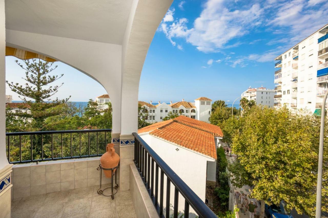 Palmeras 31 Menyber Apartment Nerja Exterior photo